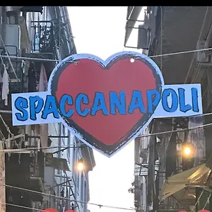 La Casa Di Patta A Spaccanapoli , Nápoles Italia